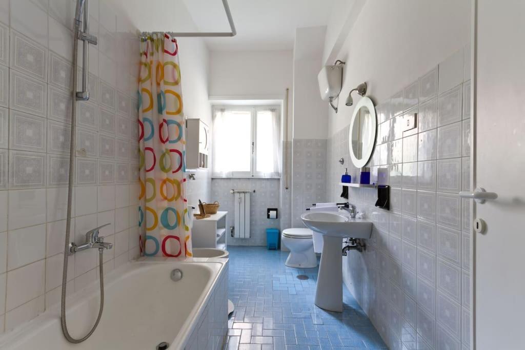A Casa Di Pe' Casa Vacanze Rome Bagian luar foto